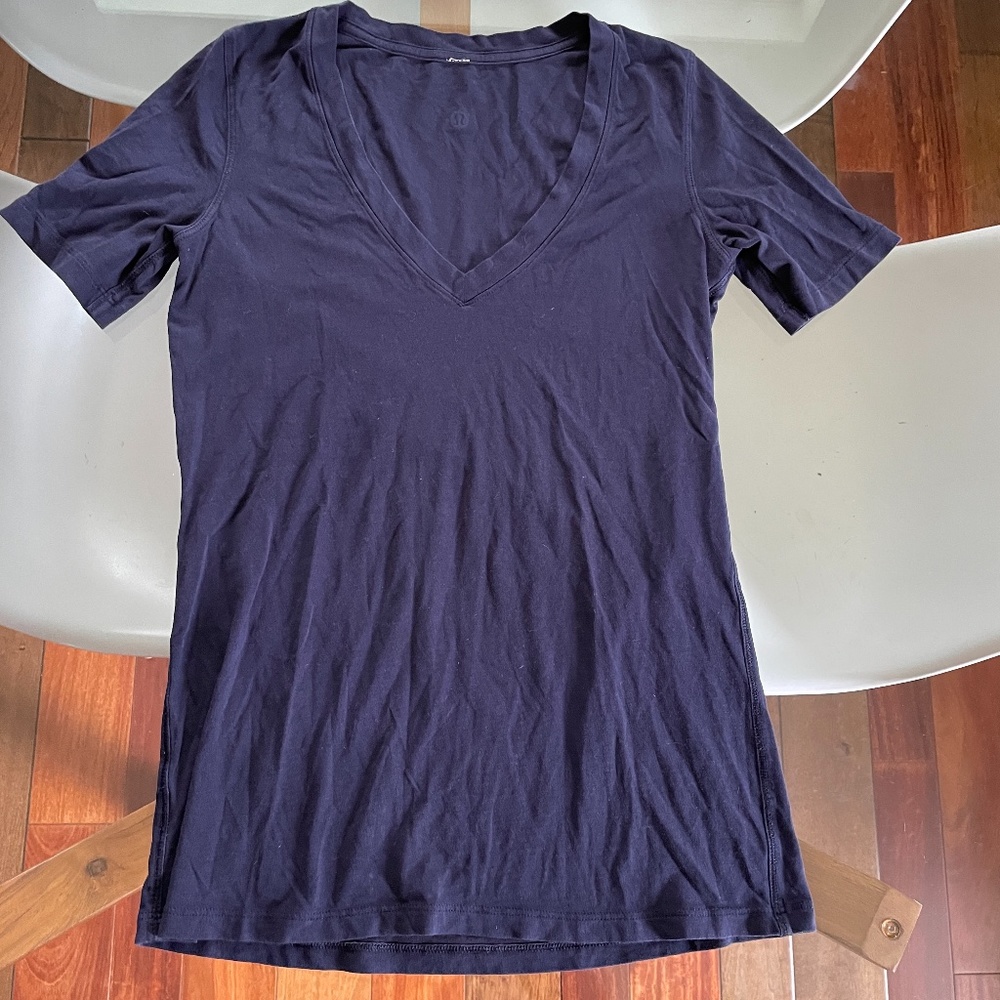 lululemon V-Neck Tee Navy Blue‎